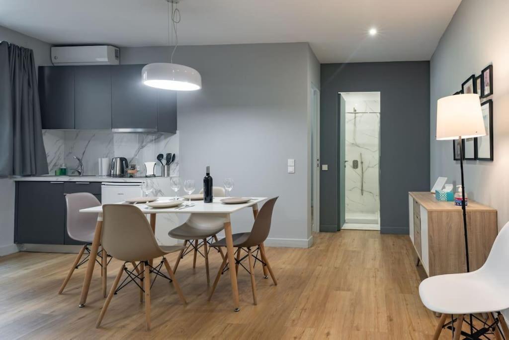 Modern, Quite 1-Bdr Apt 5 Min Walk To Acropolis 雅典 外观 照片